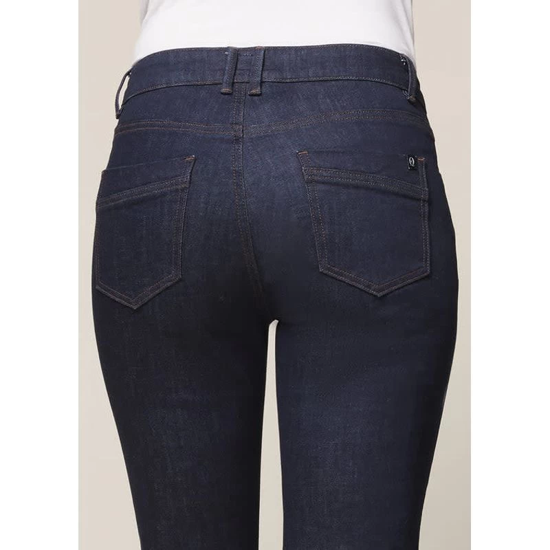 EQL Women's In Motion Bootcut Jean - Dark Rinse 7 EQL Women's In Motion Bootcut Jean - Dark Rinse - Image 5